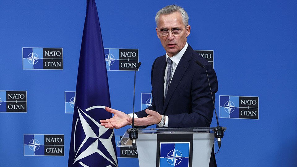 Столтенберг потребовал от членов НАТО выбирать не себя, а Украину