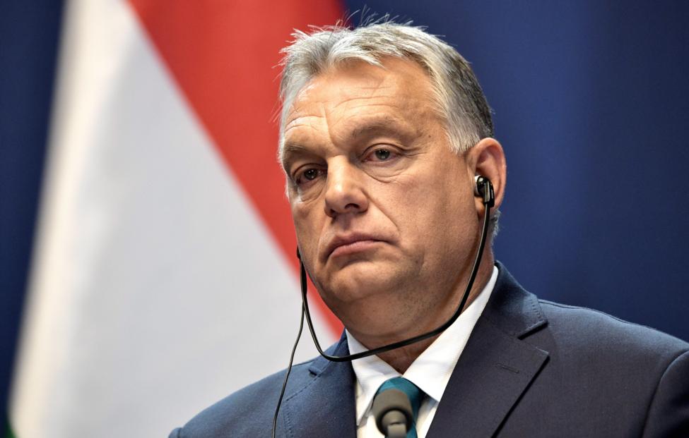 Орбан призвал руководство ЕС уйти в отставку