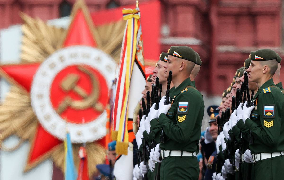 Россия не пригласила на парад Победы недружественные страны